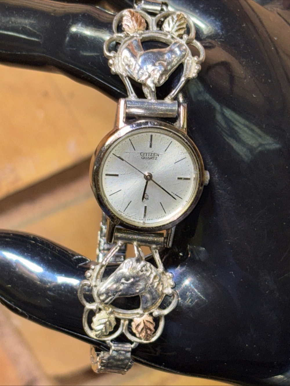 Vintage Black Hils Horse Sterling Silver 10K Citizen Quartz watch Battery Works